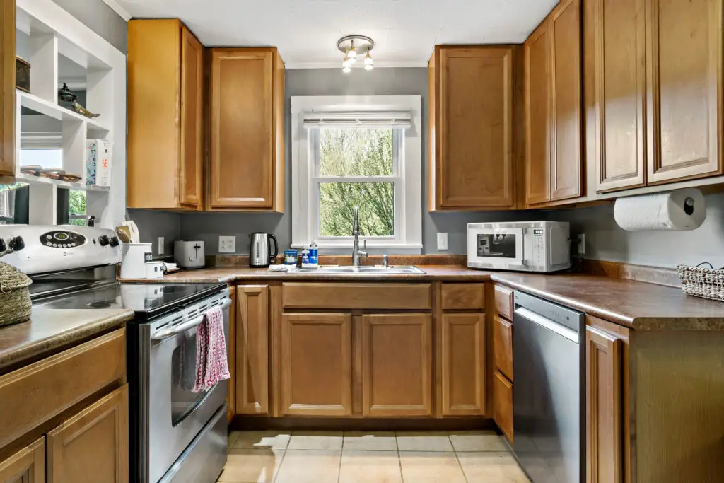 12-41BlackstoneAve_011